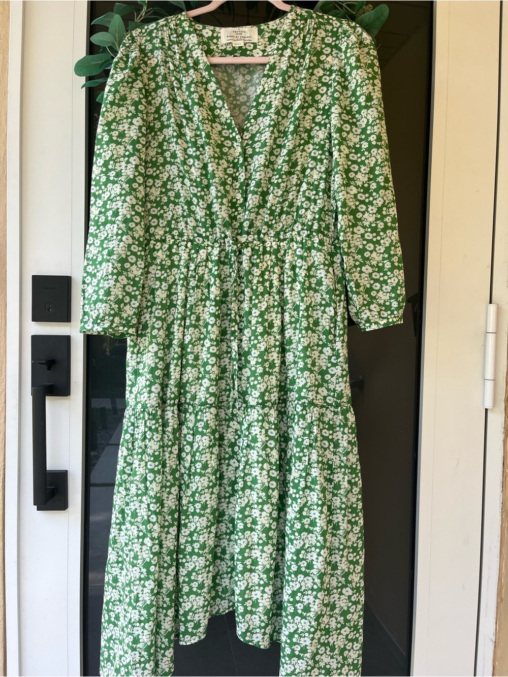 Trovata birds of paradise Ainsley Green Floral Midi Dress